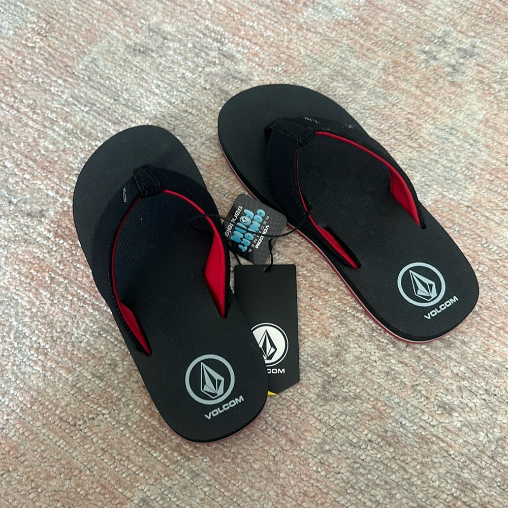 Kids Volcom flip flops